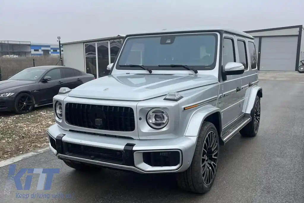 A design conversion from Mercedes G-Class W464 2018-2024 to G-Class W465 after 2024 - front/rear bumper, wheel arches, grilles, wheel arch liners-image-6237614
