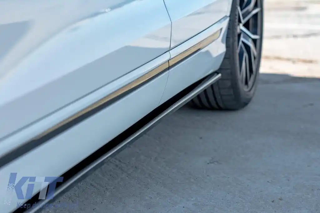Aditive Maxton Design pentru praguri Audi Q8 S-Line după 2018, lac negru-image-6140422