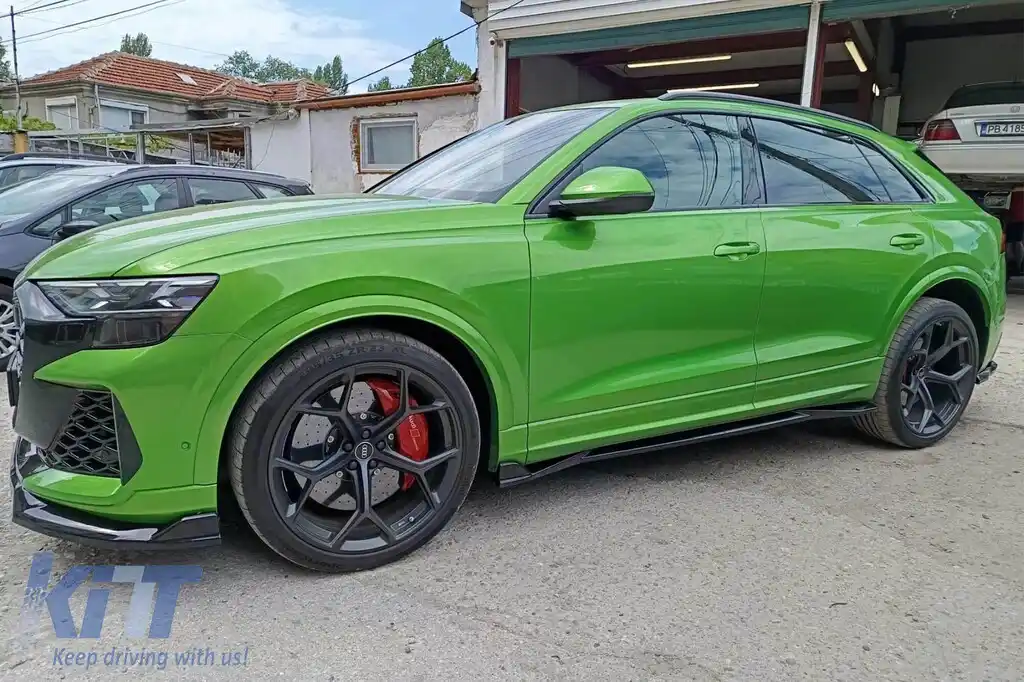 Adăugiri Maxton Design pentru praguri Audi RSQ8 după 2023, lac negru-image-6235888