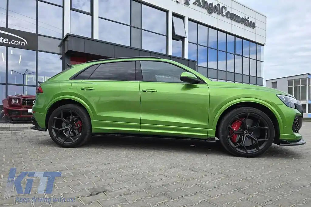 Adăugiri Maxton Design pentru praguri Audi RSQ8 după 2023, lac negru-image-6235890