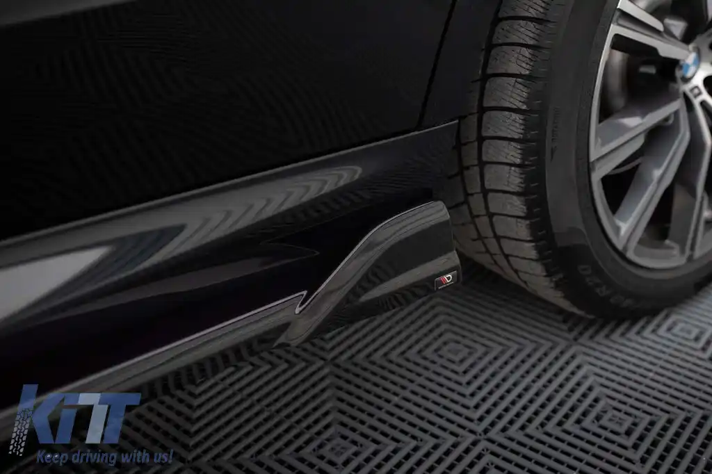 Adăugiri Maxton Design potrivite pentru praguri BMW X5 G05 cu pachet M 2018-2023, lac negru-image-6144205