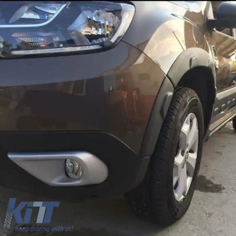 Cadre pentru lămpile de ceață ale barei frontale potrivite pentru Dacia Duster 2018+ Culoare argintie 2 bucăți-image-6308179