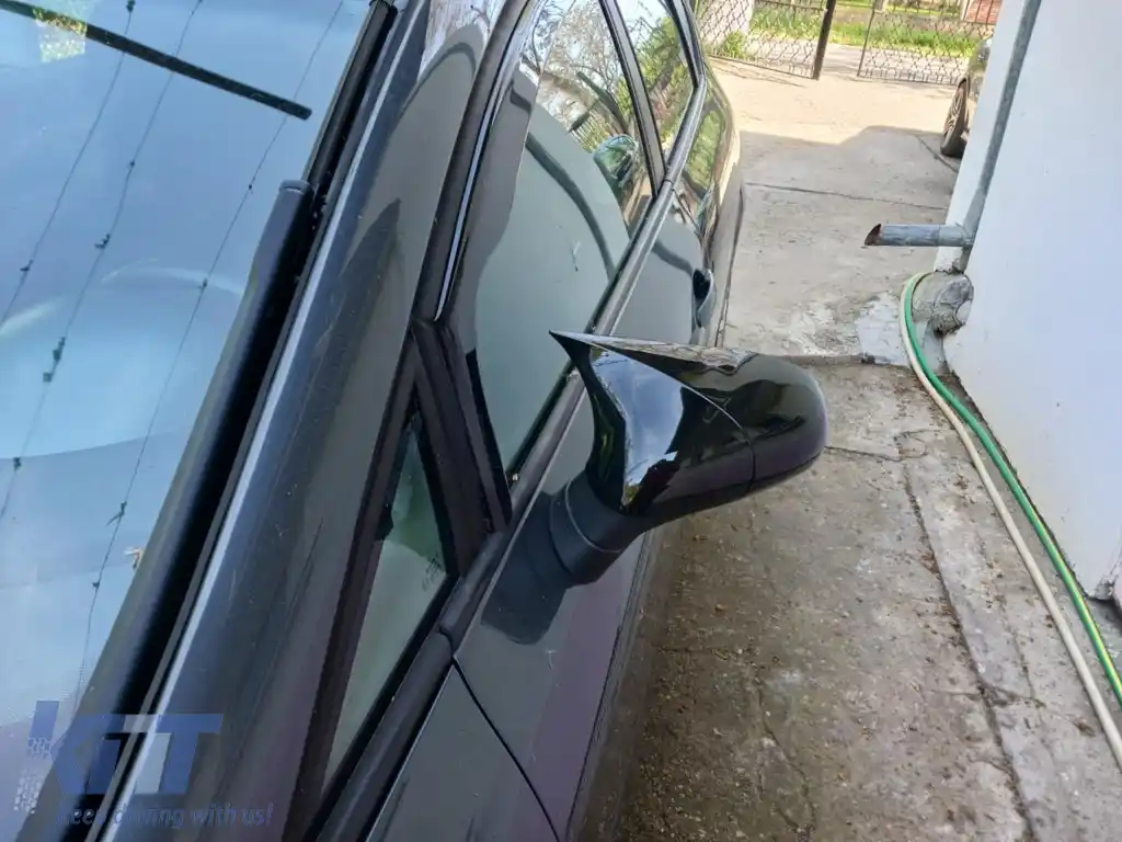 Capace pentru oglinzi design BATE MAN potrivite pentru SEAT LEON 2005-2008 - lac negru piano-image-6260597