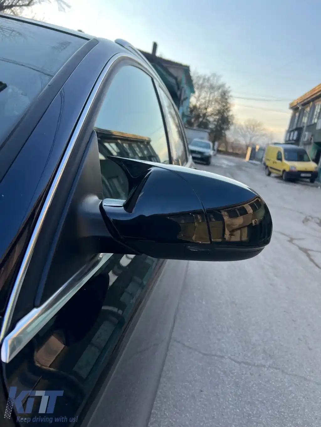 CAPACE PENTRU OGLINZI POTRIVITE PENTRU AUDI A4 B8 2008-2014 CU SEMNALIZATOR SUB CAPAC-image-6260639