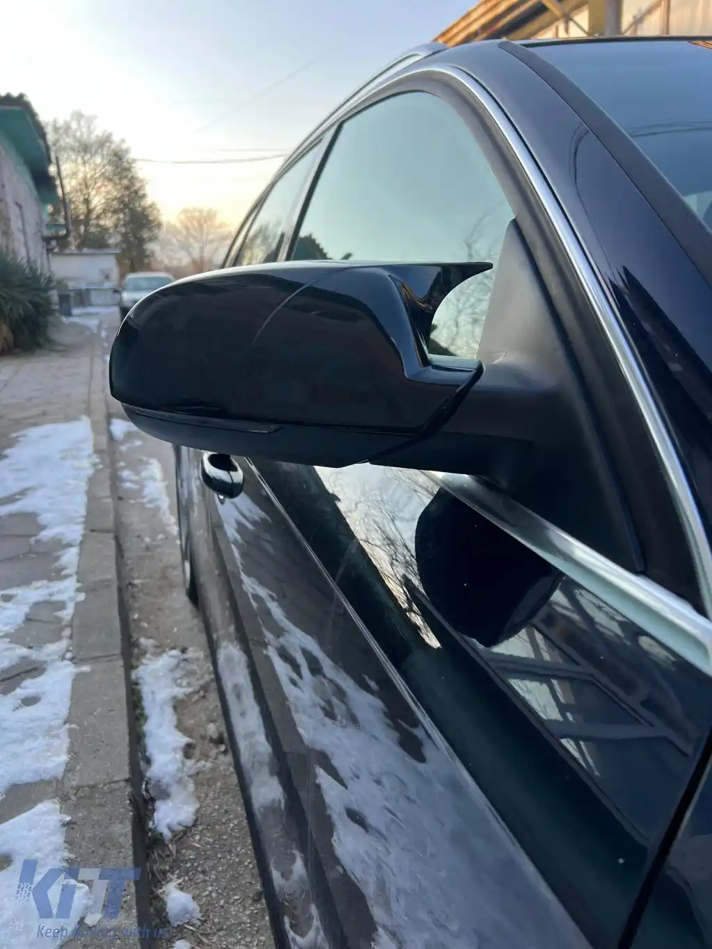 CAPACE PENTRU OGLINZI POTRIVITE PENTRU AUDI A4 B8 2008-2014 CU SEMNALIZATOR SUB CAPAC-image-6260640