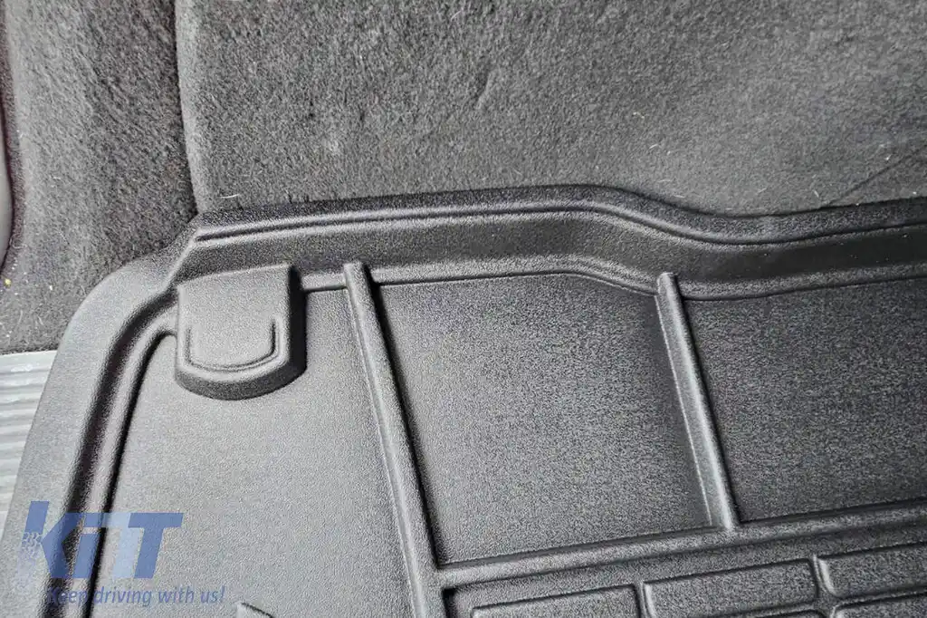 Covor de cauciuc Frogum ProLine potrivit pentru Audi Q5 2009-2017, 5 locuri, versiune-image-6234970