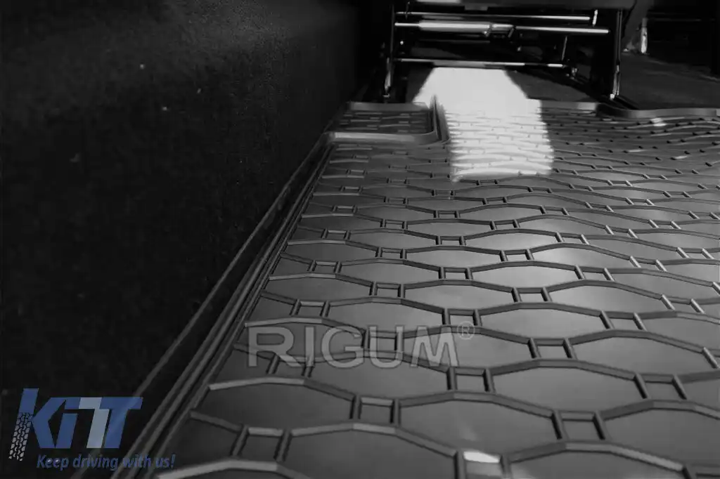 Covor de cauciuc pentru portbagaj de la Rigum, potrivit pentru Mercedes V class W447, Vito 8-9 locuri după 2014-image-6225269