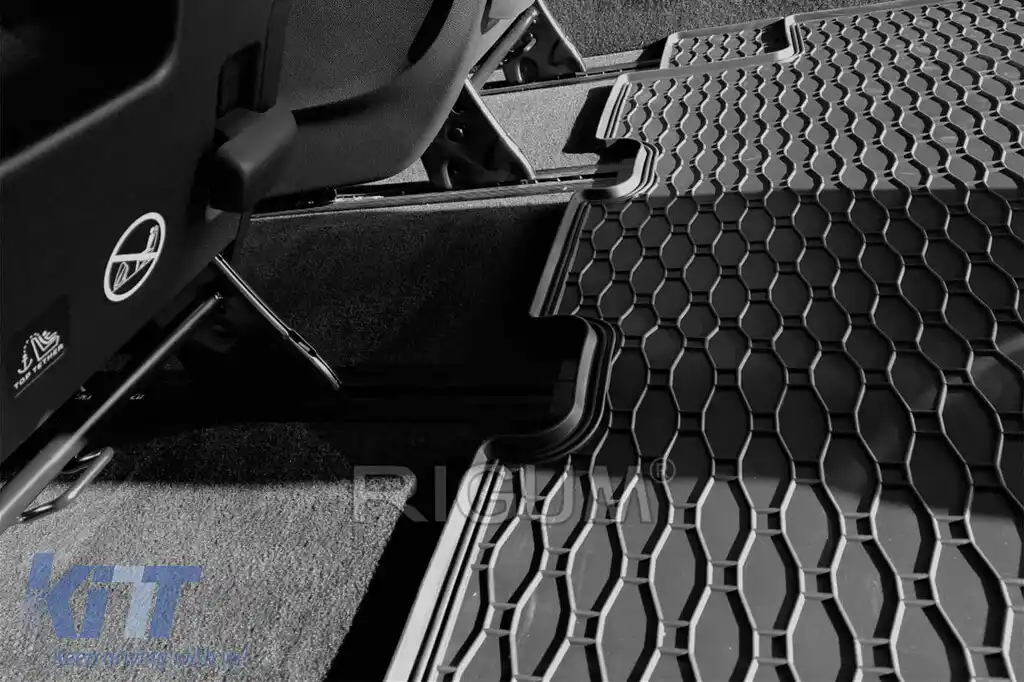 Covor de cauciuc pentru portbagaj de la Rigum, potrivit pentru Mercedes V class W447, Vito 8-9 locuri după 2014-image-6225270