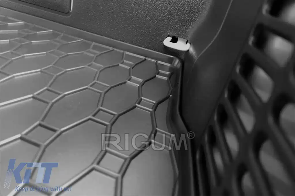 Covor de cauciuc pentru portbagaj de la Rigum, potrivit pentru Skoda Fabia hatchback 2014-2021-image-6243711