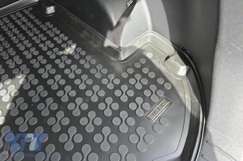 Covor de cauciuc pentru portbagaj de la Rezaw-Plast, potrivit pentru Hyundai Santa Fe după 2018, cu 7 locuri și cu rândul 3 de scaune pliat-image-6217493