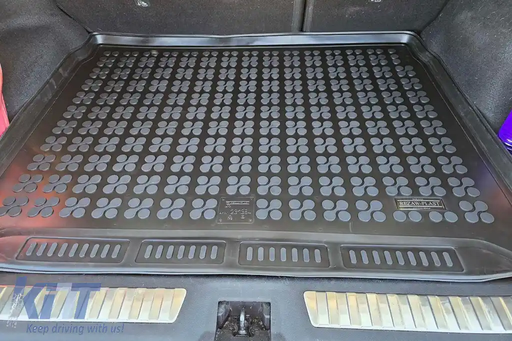 Covor de cauciuc pentru portbagaj de la Rezaw-Plast potrivit pentru Renault Kadjar după 2015 cu podeaua portbagajului în poziția superioară-image-6218388
