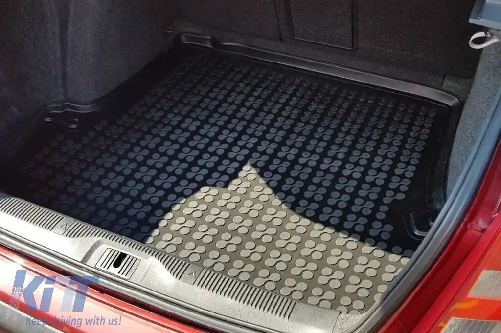 Covor de cauciuc pentru portbagaj de la Rezaw-Plast potrivit pentru Skoda Octavia sedan, hatchback 2004-2013-image-6218496