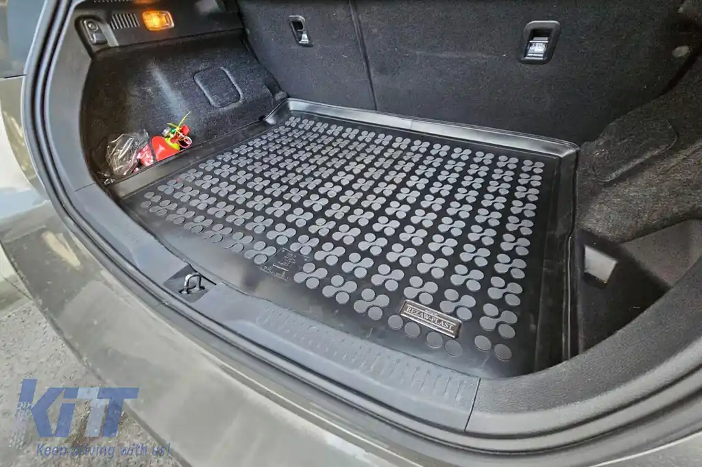 Covor de cauciuc pentru portbagaj de la Rezaw-Plast, potrivit pentru Toyota Auris hatchback, hatchback hibrid 2012-2018 fără pachet Comfort-image-6218771