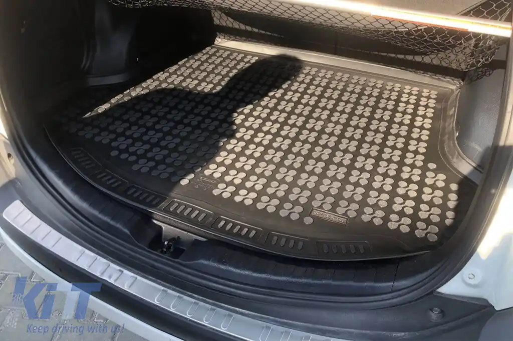 Covor de cauciuc pentru portbagaj de la Rezaw-Plast potrivit pentru Toyota Rav4 2013-2018 cu 5 uși și roată de rezervă mică-image-6218781