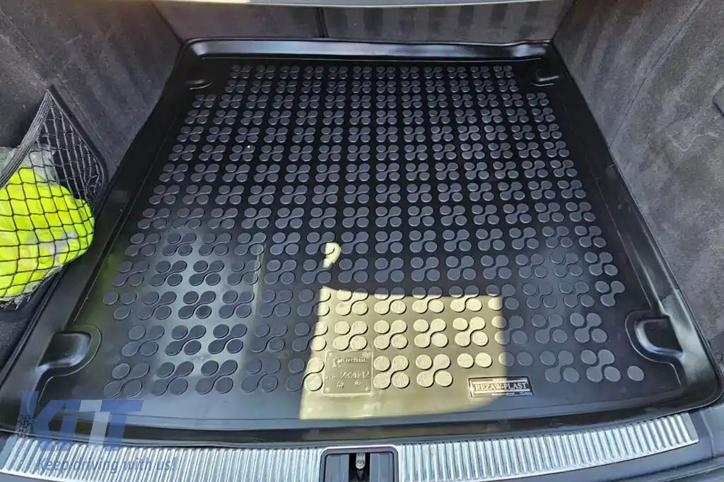 Covor de cauciuc pentru portbagaj de la Rezaw-Plast potrivit pentru Audi A4 B6, B7 wagon 2001-2008, Seat Exeo wagon 2009-2013-image-6219235