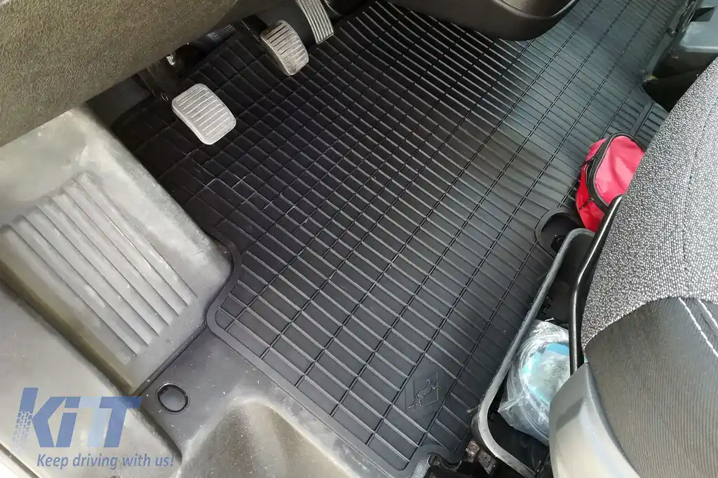 Covor de cauciuc specific, potrivit pentru Citroen Jumper, Peugeot Boxer, Fiat Ducato după 2006, set dintr-o bucată, culoare neagră-image-6227775