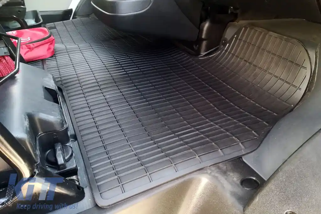 Covor de cauciuc specific, potrivit pentru Citroen Jumper, Peugeot Boxer, Fiat Ducato după 2006, set dintr-o bucată, culoare neagră-image-6227778