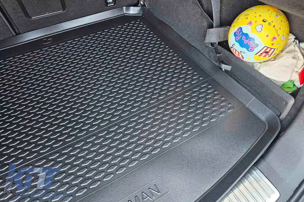 Covor de portbagaj TPE de la Gumarny Zubri, potrivit pentru Renault Talisman break după 2015, cu podeaua portbagajului în poziția superioară-image-6253377