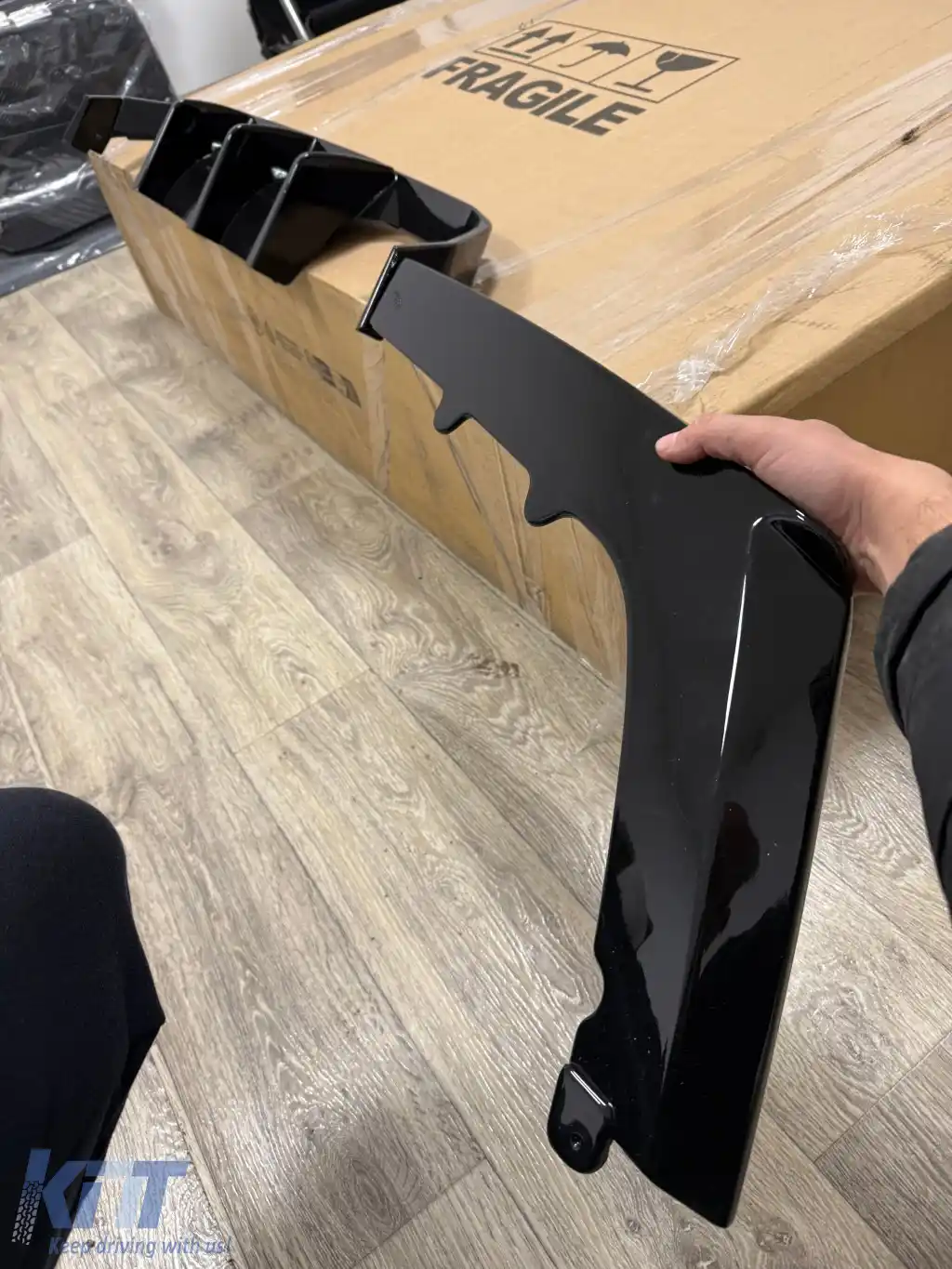 DIFFUZOR POTRIVIT PENTRU BMW F32 M3 VORSTAINER STIL 2014-2020-image-6260422