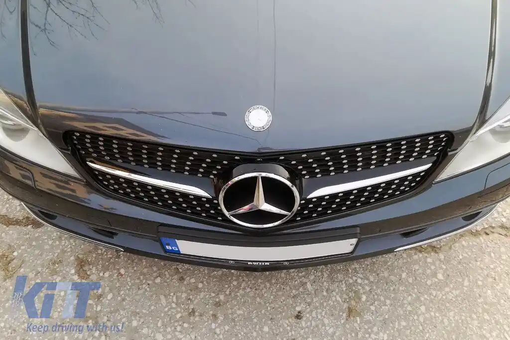 Grilă crom/neagră cu diamant, potrivită pentru Mercedes C-Class W204 sedan, break, coupe 2007-2014-image-6236874