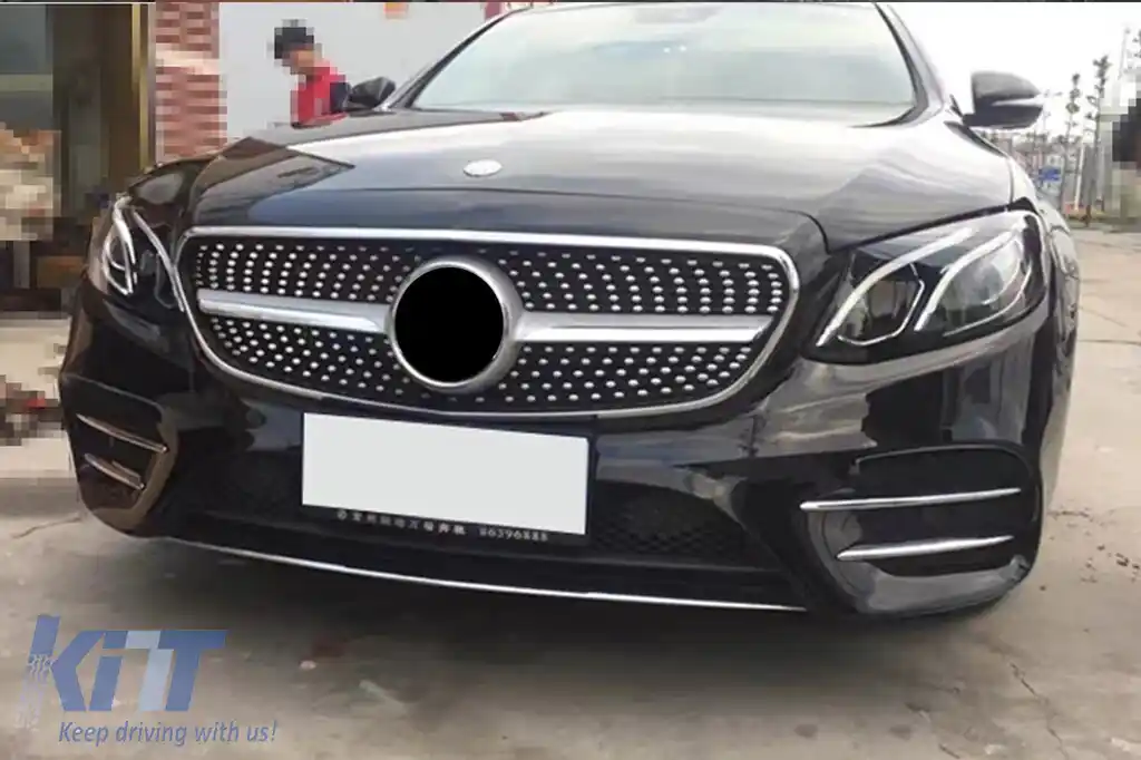 Grilă diamantată crom/gray potrivită pentru Mercedes E-Class W213 sedan, S213 break, C238 coupe, A238 cabriolet 2016-2019 cu deschidere pentru cameră-image-6236964