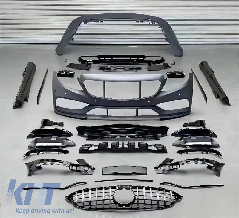 Kit caroserie potrivit pentru Mercedes-Benz C-Class W205 14-20 Sedan A Design C63s Facelift Look cu grilă și țevi de evacuare Black Edition-image-6323968