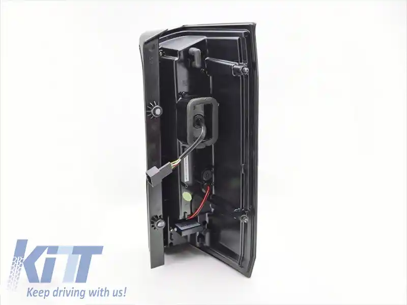 Kit de stopuri LED de tuning potrivit pentru Volkswagen Crafter, MAN TGE după 2017 cu bază roșie, cu semnalizare dinamică, stânga și dreapta-image-6238218