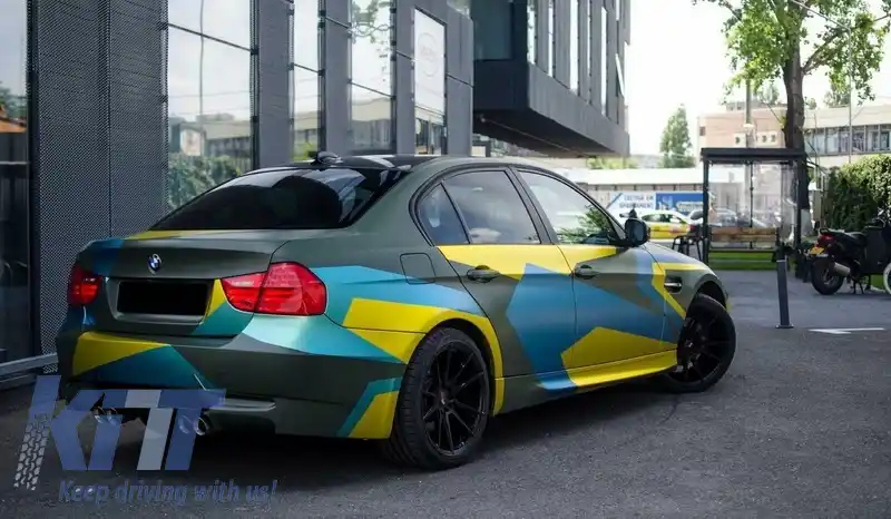 Kit Exterior compatibil cu BMW E90 Seria 3 (2004-2008) Non-Facelift M3 Design cu Grila Dubla Negru Lucios-image-6020720