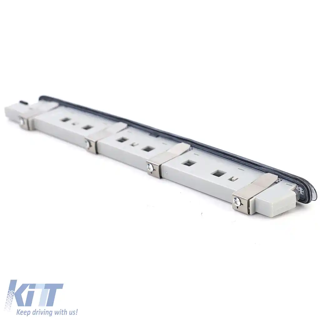 Lumina de frână de rezervă fum negru, potrivită pentru Mercedes C W203 sedan 2000-2007-image-6199389