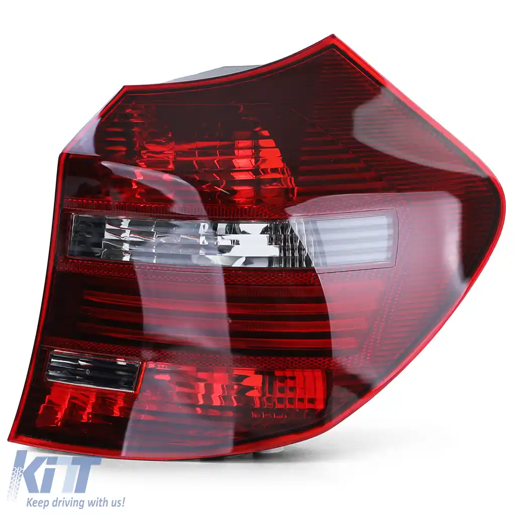 Lumina spate LED fumurie neagră dreapta TYC potrivită pentru BMW E81 E87-image-6190639