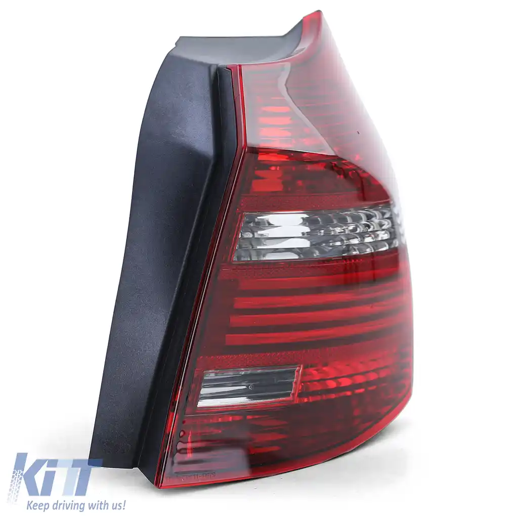 Lumina spate LED fumurie neagră dreapta TYC potrivită pentru BMW E81 E87-image-6190640