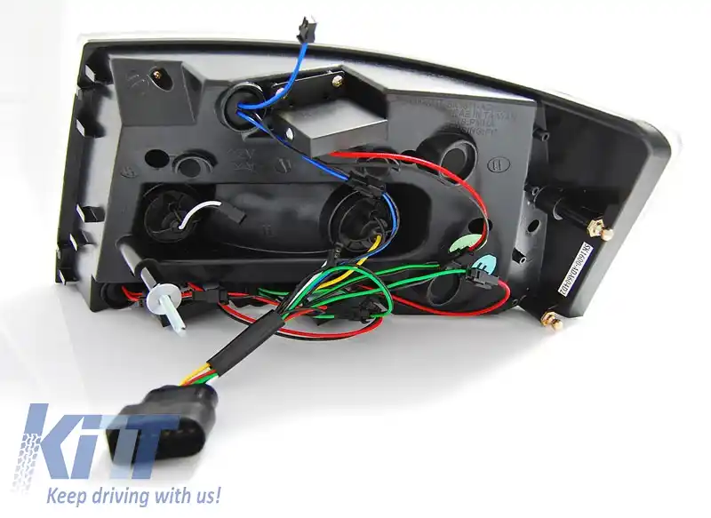 LUMINI TAIL LED FUMOASE ROȘII potrivite pentru AUDI A6 C6 SEDAN 04.04-08 7PIN-image-6267017