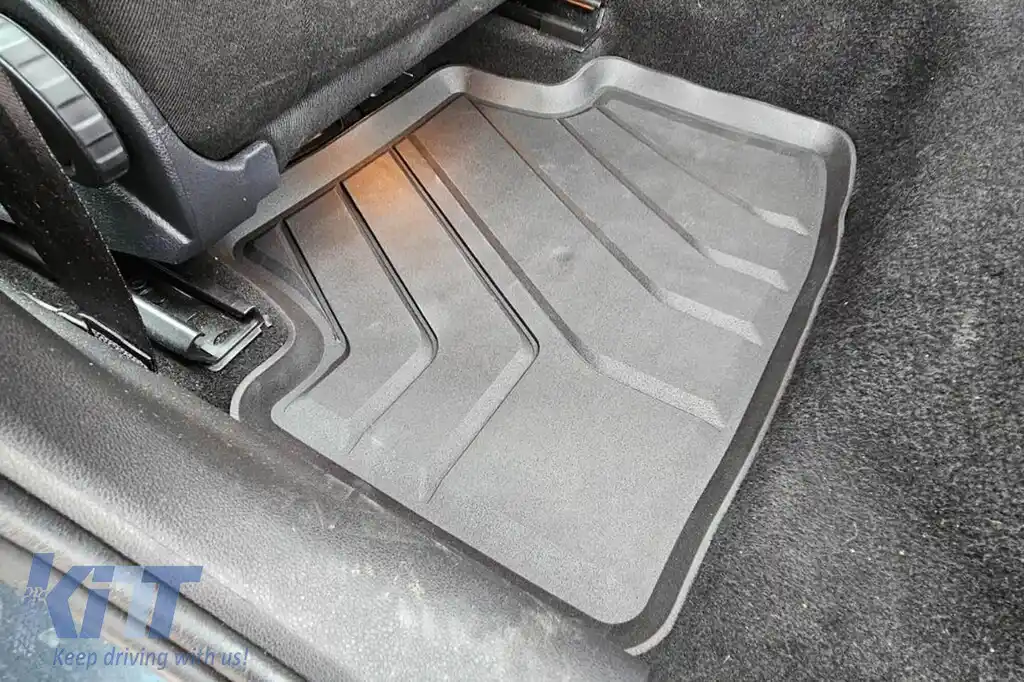 Mănuși de cauciuc specifice de la SPARTline potrivite pentru VW Passat 2014-2023, Golf Sportsvan 2014-2020, Skoda Octavia 2013-2019, după 2020, Seat Leon Sportstourer, Cupra Formentor după 2020, set d-image-6232887