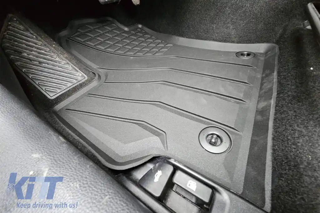 Mănuși de cauciuc specifice de la SPARTline potrivite pentru Toyota Corolla, Corolla Hybrid după 2018, Suzuki Swace după 2021, set de 4 piese, culoare neagră-image-6233052