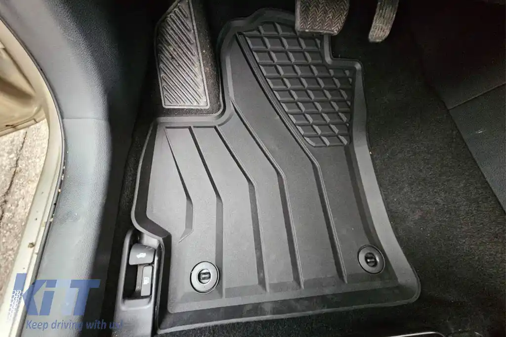 Mănuși de cauciuc specifice de la SPARTline potrivite pentru Toyota Corolla, Corolla Hybrid după 2018, Suzuki Swace după 2021, set de 4 piese, culoare neagră-image-6233053