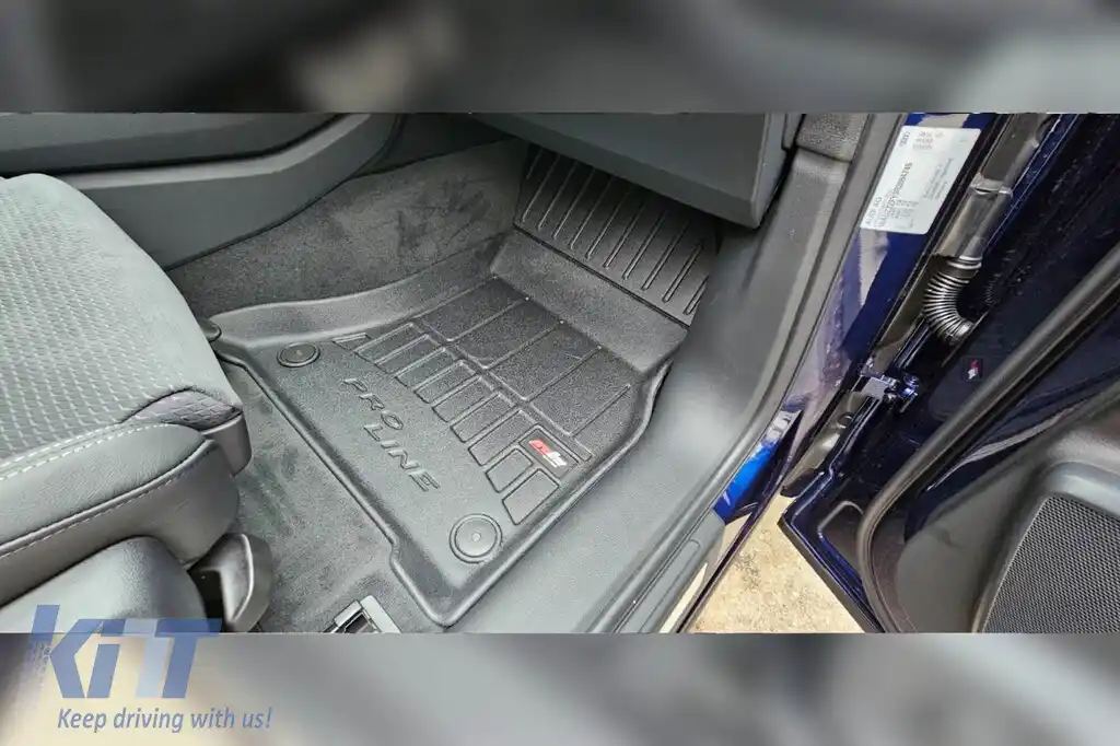 Mănuși de cauciuc specifice potrivite pentru Audi Q5 după 2017, set de 4 piese, culoare neagră, cu garanție de 24 de luni-image-6221110