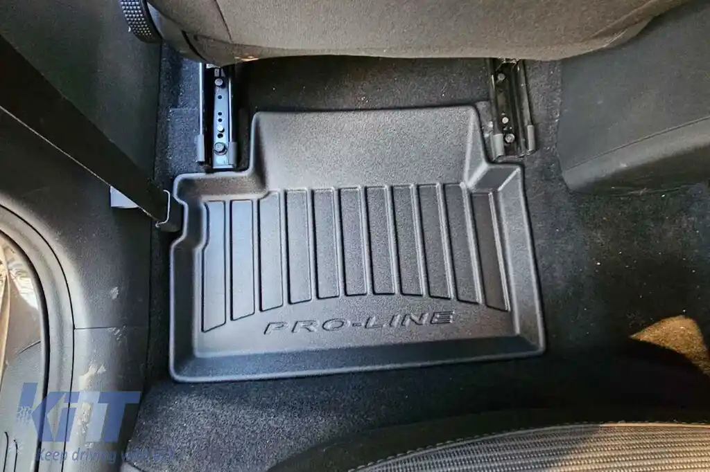 Mănuși de cauciuc specifice, potrivite pentru Hyundai i30 hatchback, Fastback după 2016, set de 4 piese, culoare neagră, cu garanție de 24 de luni-image-6222094