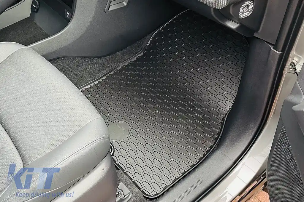 Mănuși din cauciuc Gumarny Zubri potrivite pentru Toyota bZ4X, Subaru Solterra după 2022, set de 4 piese, culoare neagră-image-6232058