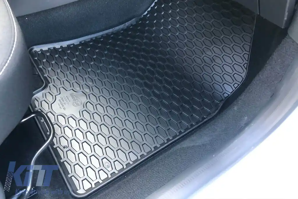 Mănuși din cauciuc Gumarny Zubri potrivite pentru Dacia Sandero, Sandero Stepway după 2020, set de 4 piese, culoare neagră-image-6254685