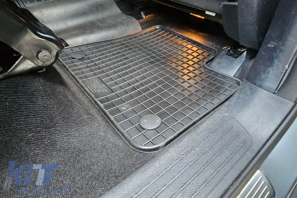 Mochete de cauciuc specifice potrivite pentru Mercedes ML W166 2011-2015, GL X166 2012-2015, GLE coupe C292, GLE W166 2015-2019, GLS X166 după 2016, set de 4 piese, culoare neagră-image-6225110