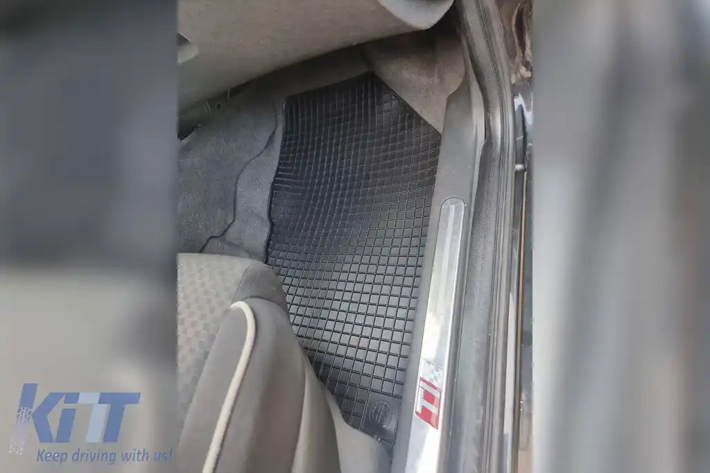 Mochete din cauciuc Gumarny Zubri potrivite pentru Alfa Romeo 147 2000-2010, set de 4 piese, culoare neagră-image-6251377