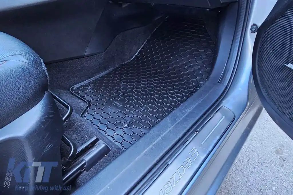 Mochete din cauciuc Gumarny Zubri potrivite pentru Mazda 3 2013-2018, Mazda 6 după 2013, set de 4 piese, culoare neagră-image-6252001