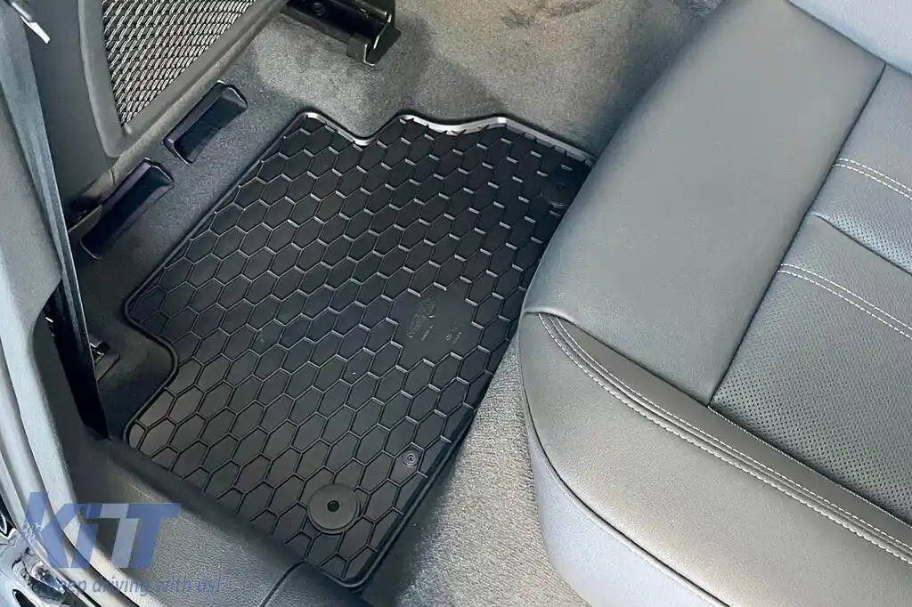 Mochete din cauciuc Gumarny Zubri potrivite pentru Audi Q5, Hybrid după 2017, set de 4 piese, culoare neagră-image-6254449