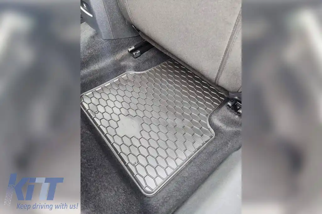 Mochete din cauciuc Gumarny Zubri potrivite pentru Citroen C4 după 2021, C4X după 2023, Peugeot 2008 după 2019, set de 4 piese, culoare neagră-image-6254637