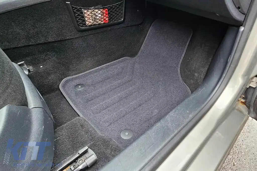 Mochete textile 3D Gumarny Zubri potrivite pentru Volkswagen Golf VI 2008-2013, Skoda Octavia 2008-2012, set de 4 bucăți, negru-image-6254093