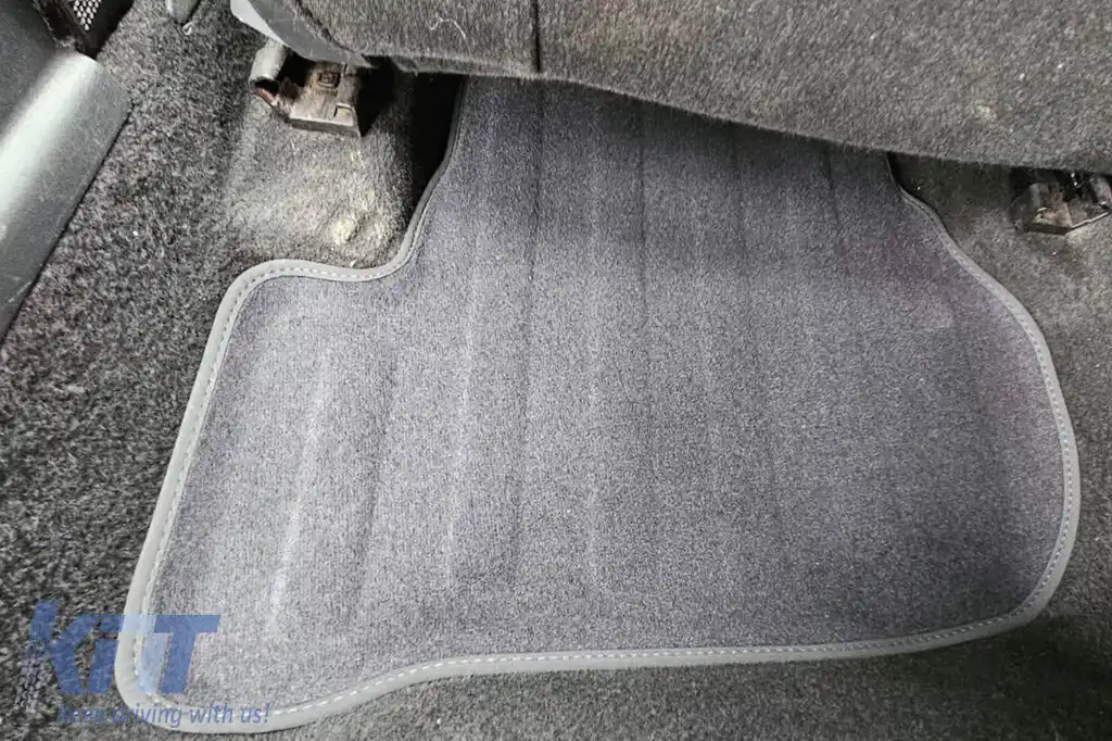 Mochete textile 3D Gumarny Zubri potrivite pentru Volkswagen Golf VI 2008-2013, Skoda Octavia 2008-2012, set de 4 bucăți, negru-image-6254094