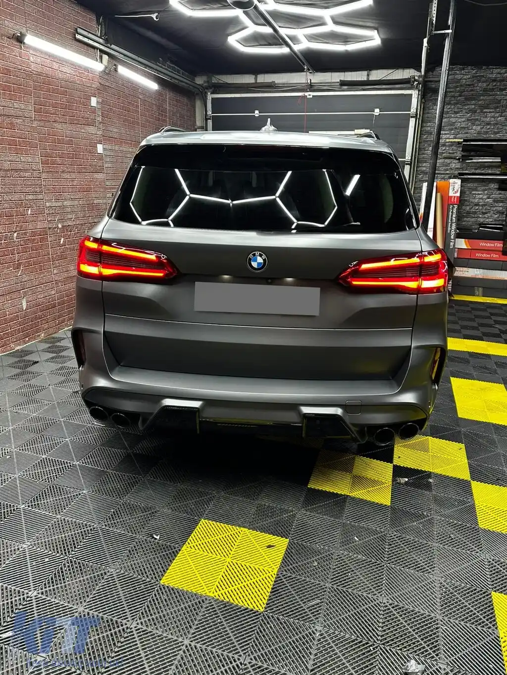 Pachet Exterior Complet compatibil cu BMW X5 G05 (2018-2022) X5M Design-image-6277380