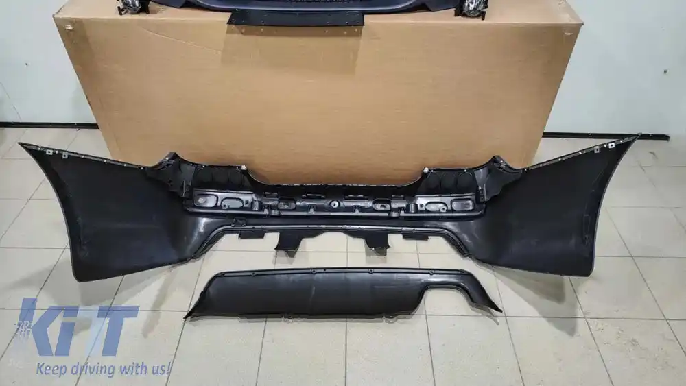 Pachet M-Tech potrivit pentru BMW E60 sedan (2003-2011)-image-6260726