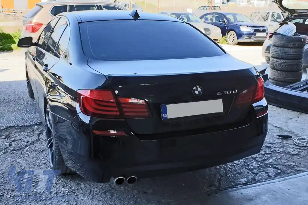 Pachet M Technik potrivit pentru BMW Seria 5 F10 sedan 2010-2013-image-6265443