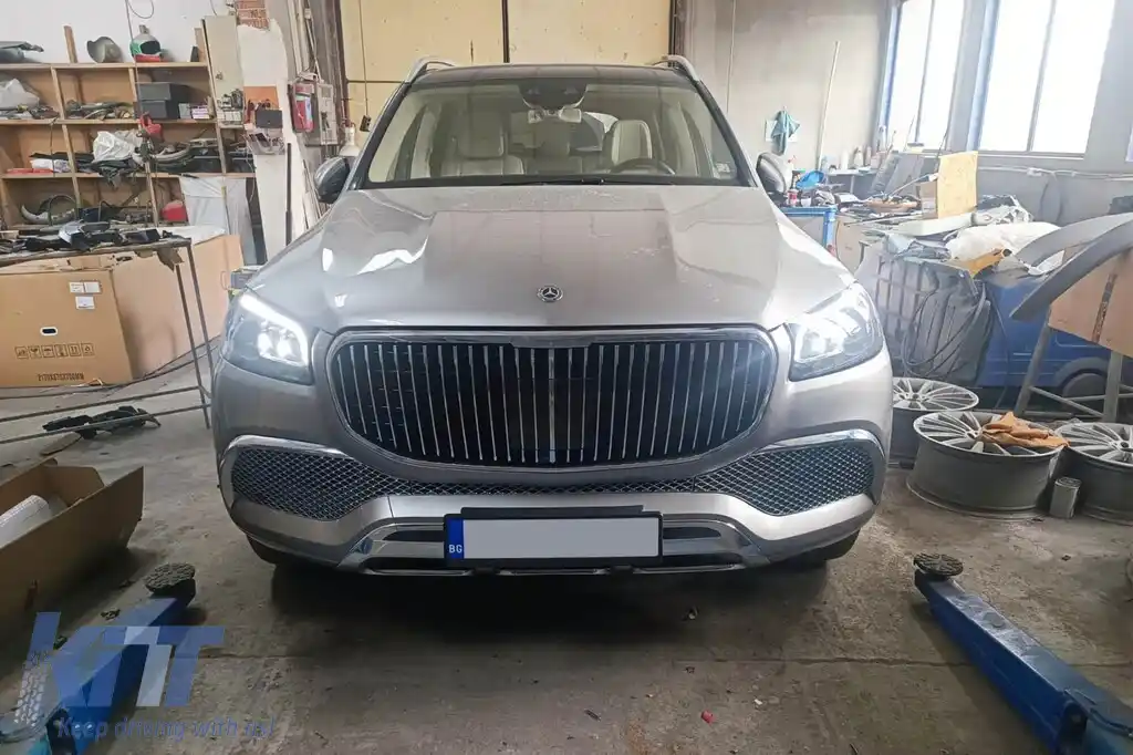 Pachet Maybach potrivit pentru Mercedes GLS X167 2020-2023 cu trepte-image-6148996